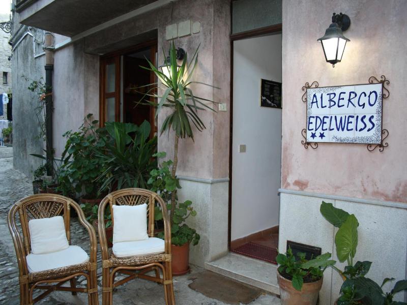Hotel Edelweiss image