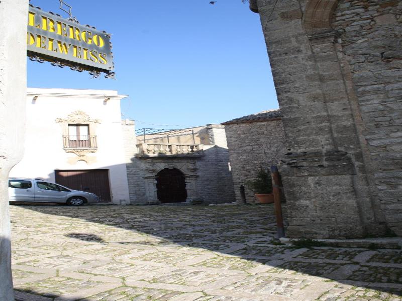Hotel Edelweiss image