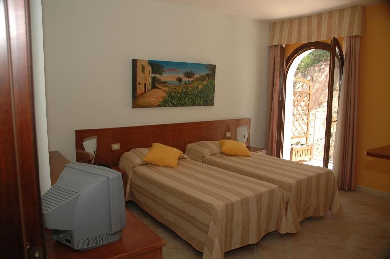 Agriturismo L'Arca image