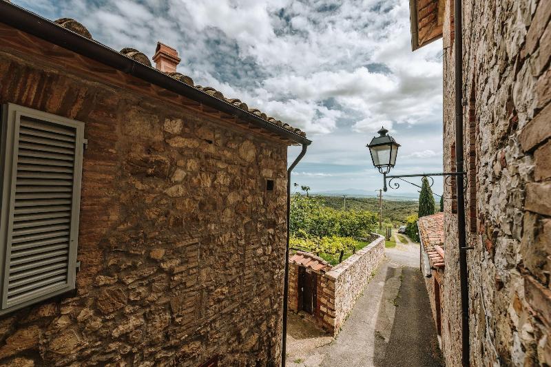 Villa di Sotto image