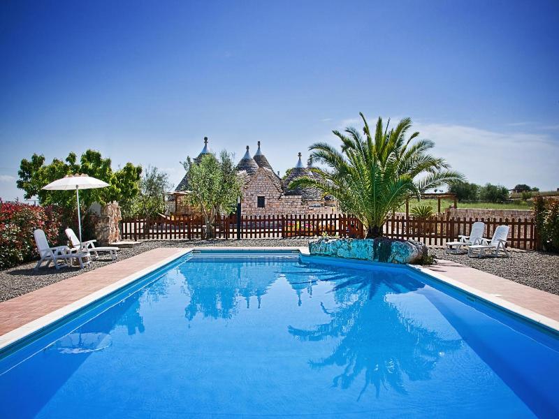 Trulli il Castagno image