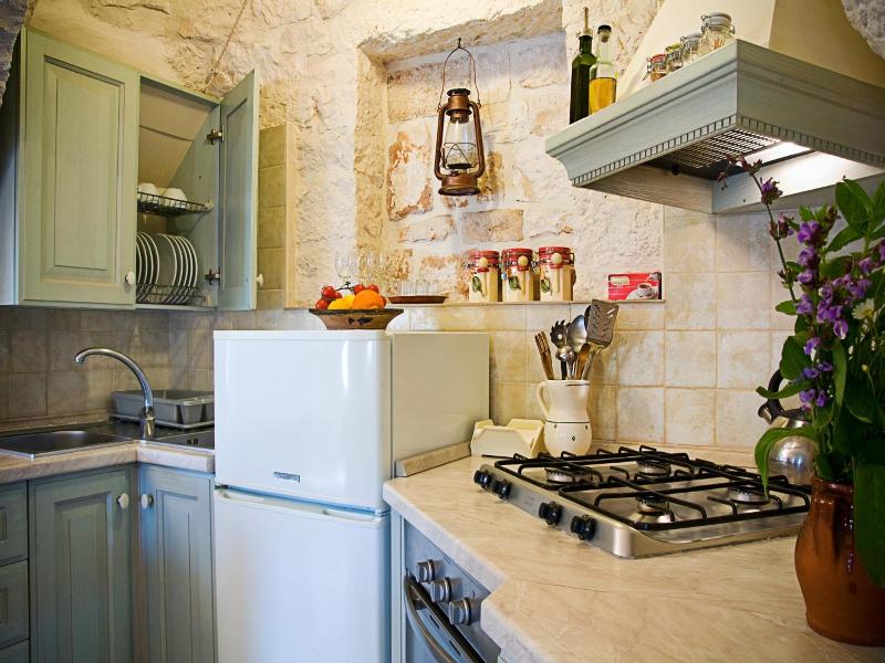 Trulli il Castagno image