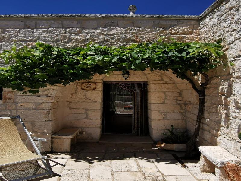 Trulli il Castagno — general view