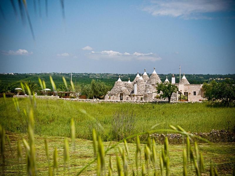 Trulli il Castagno image