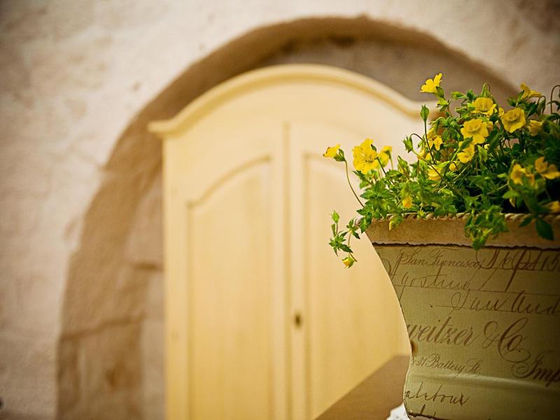 Trulli il Castagno image