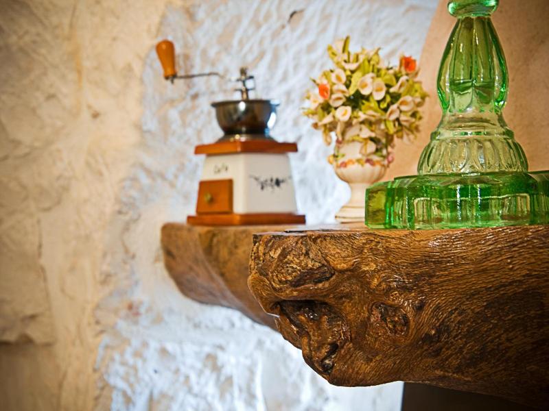 Trulli il Castagno image