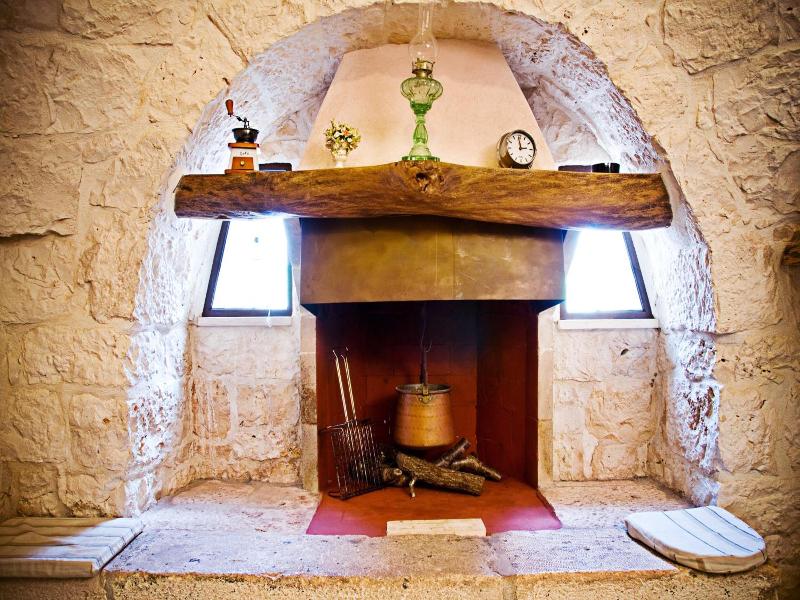 Trulli il Castagno image