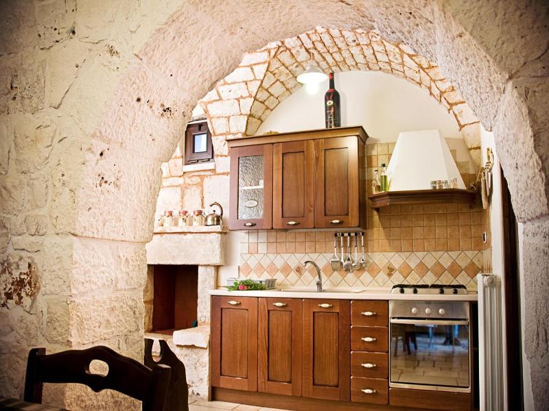 Trulli il Castagno image