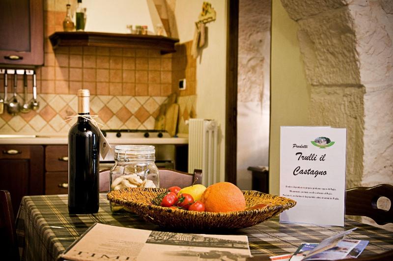 Trulli il Castagno image