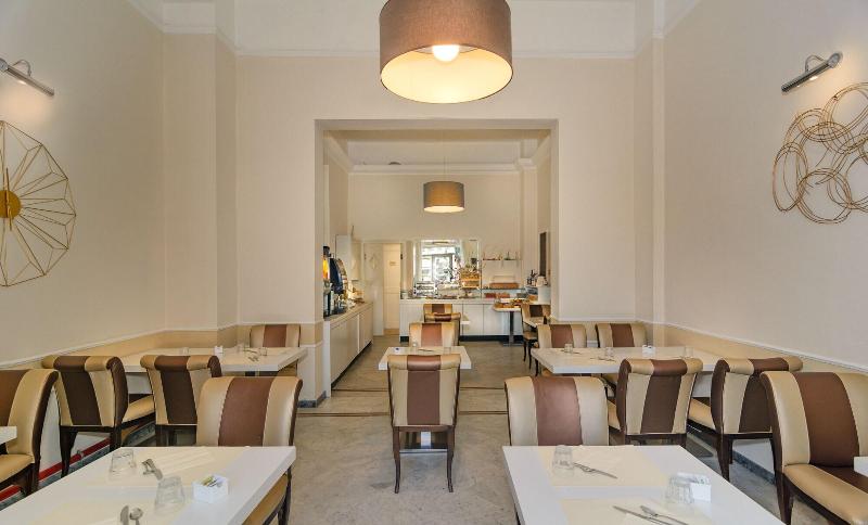 Hotel La Pace image