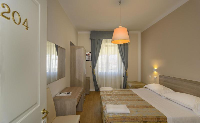 Hotel La Pace image