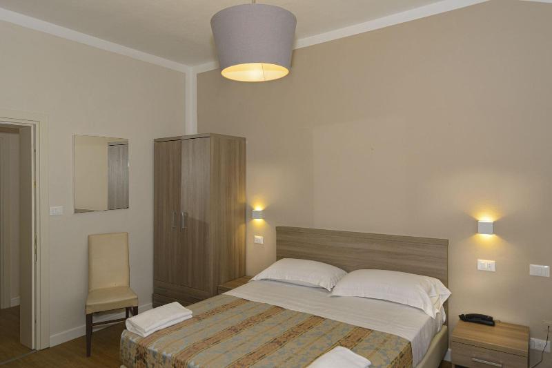 Hotel La Pace image