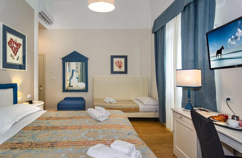 Hotel La Pace image