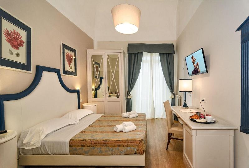 Hotel La Pace image