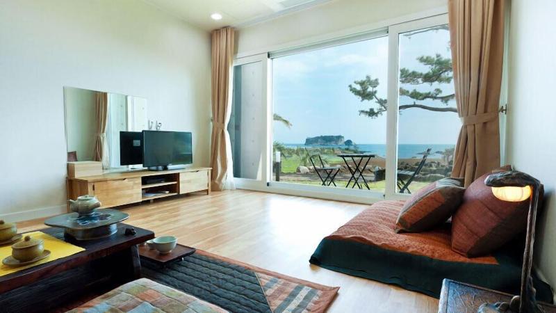 The B.B's Jeju Resort image