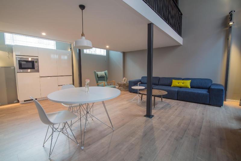 Apartments De Hallen image