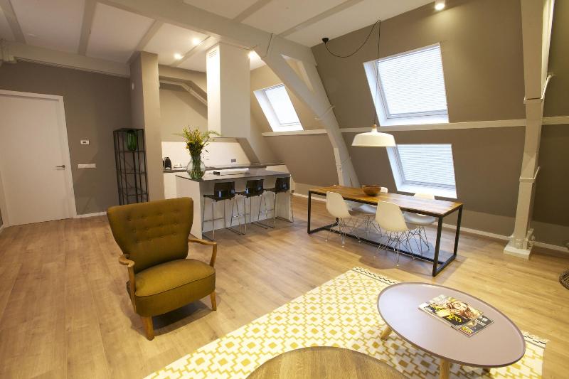 Apartments De Hallen image