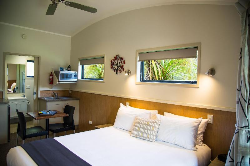 Hot Water Beach TOP 10 Holiday Park image