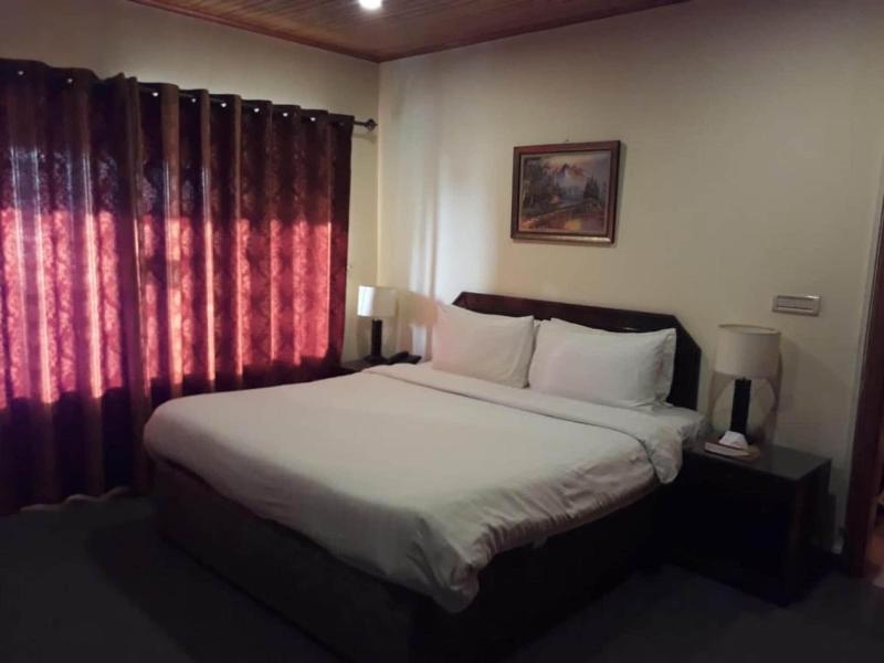 Hotel One Bhurban image