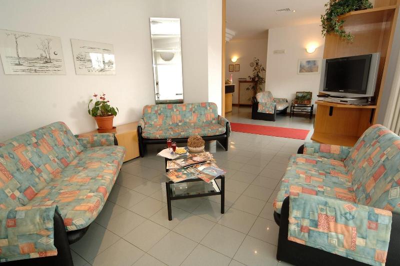 Hotel Crocenzi image