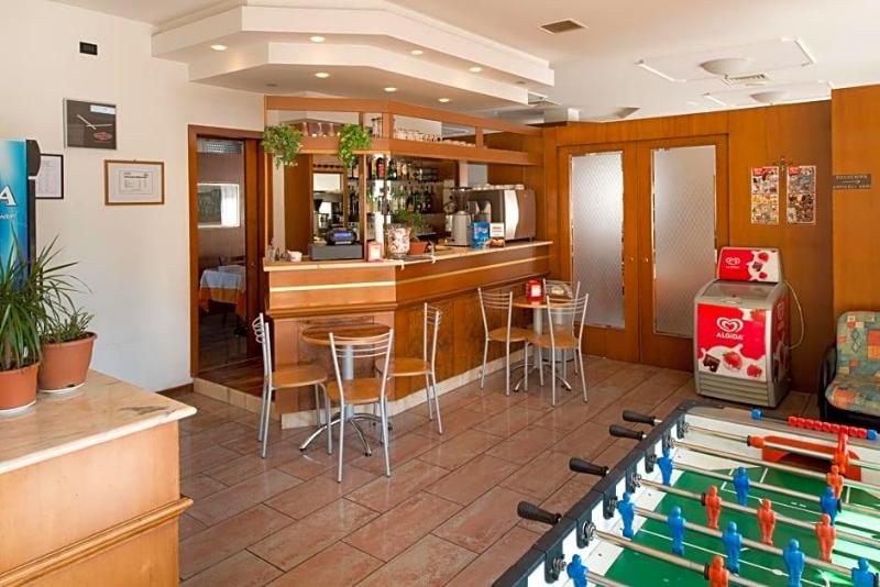 Hotel Crocenzi image