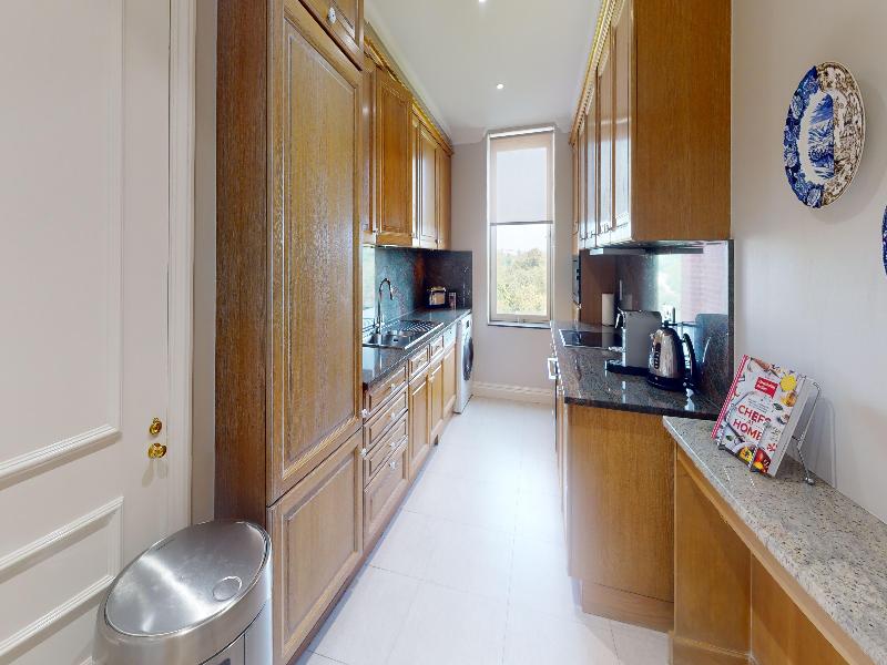 Cheval Thorney Court image