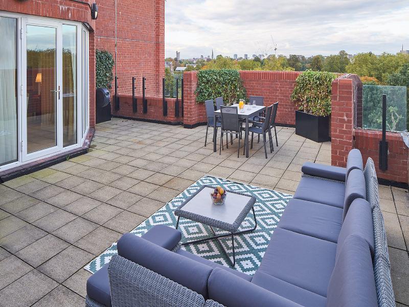 Cheval Thorney Court image