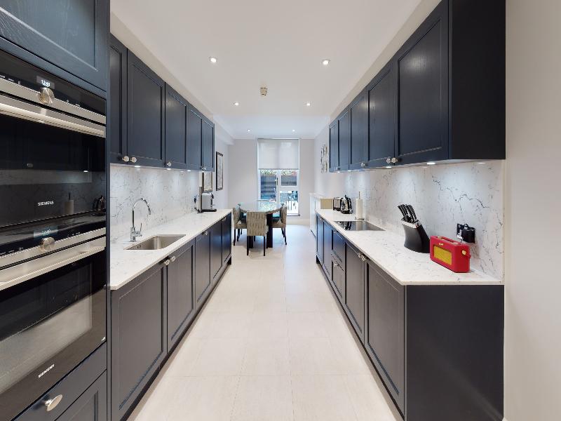 Cheval Thorney Court image
