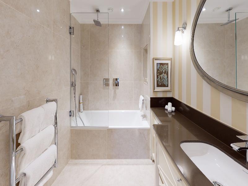 Cheval Thorney Court image