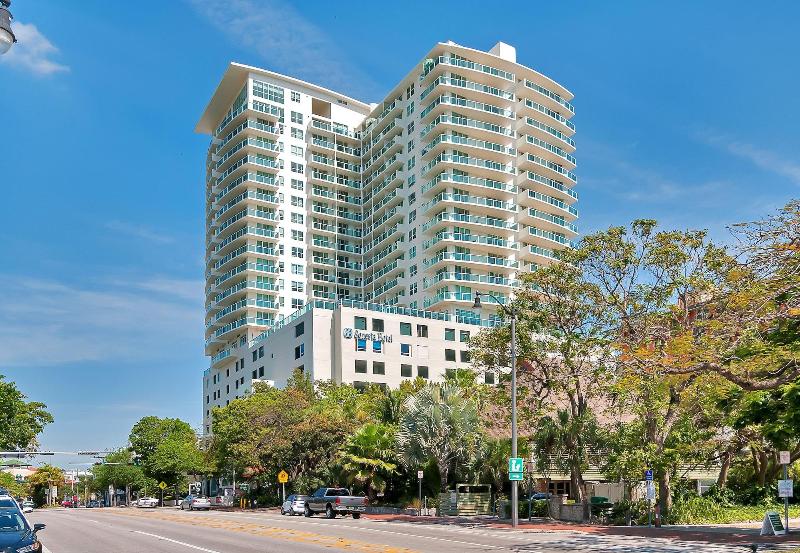Private Residences at Hotel Arya by SoFLA 3
