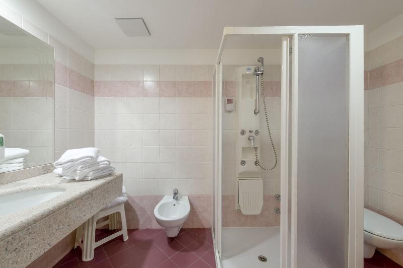 Albergo Alla Rosa image
