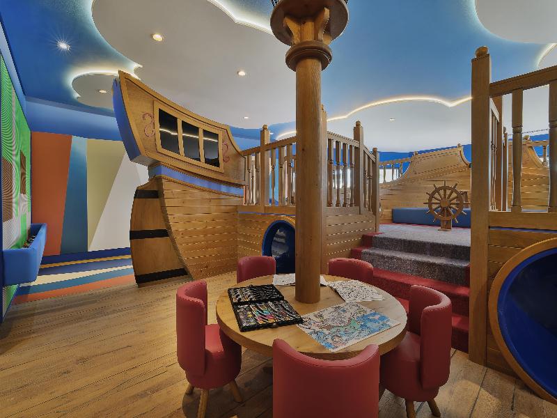 Hilton Dubai Palm Jumeirah image