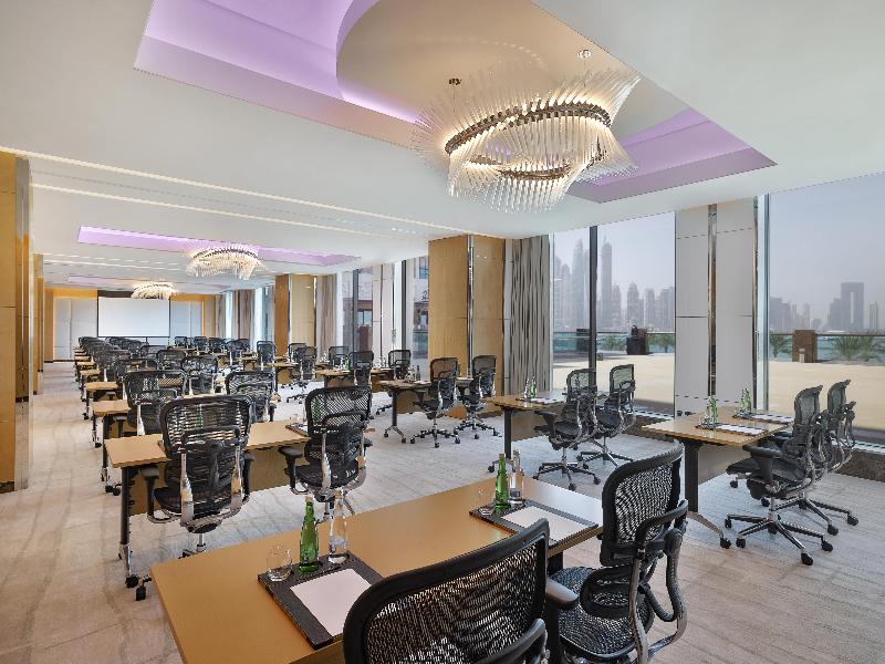 Hilton Dubai Palm Jumeirah image