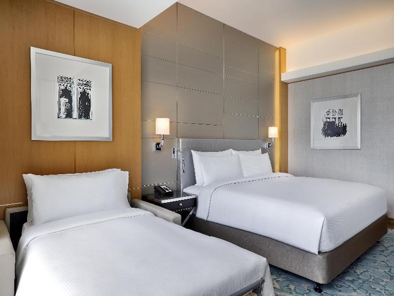 Hilton Dubai Palm Jumeirah image