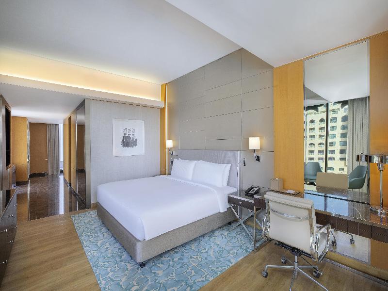 Hilton Dubai Palm Jumeirah image