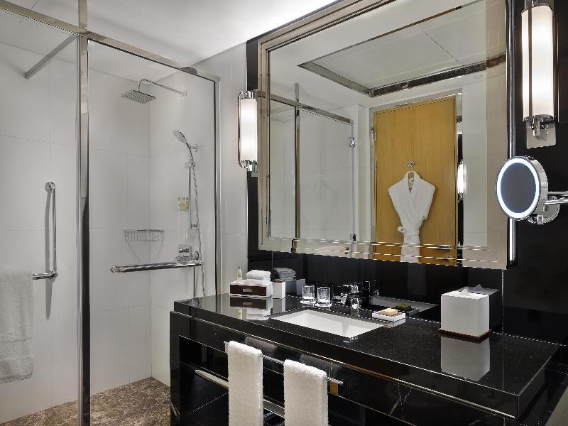 Hilton Dubai Palm Jumeirah image