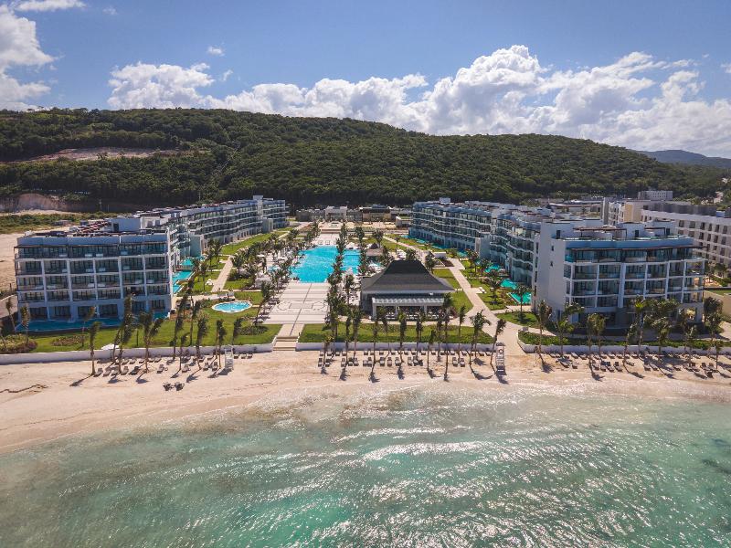 Ocean Eden Bay - Adults Only - All Inclusive image