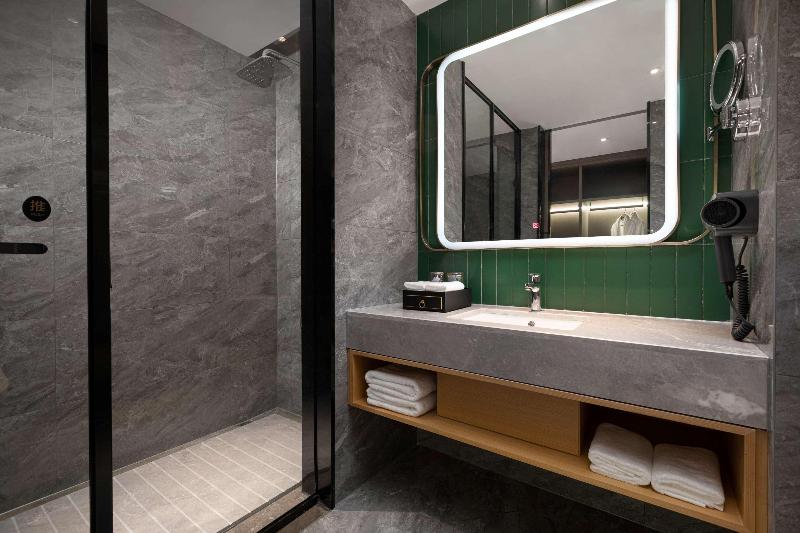 Microtel by Wyndham Huangshan Tangkou image