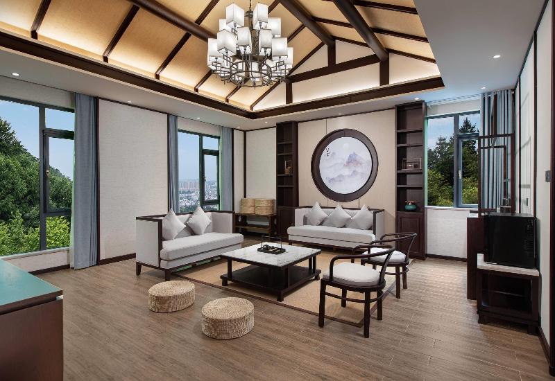 Ramada by Wyndham Xianning Xishan Mountain image