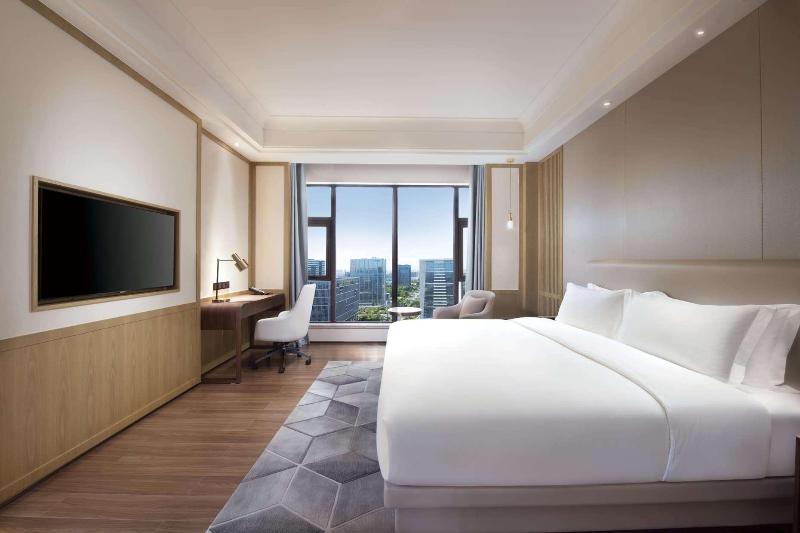 Ramada Plaza By Wyndham Dongguan Songshan Lake image