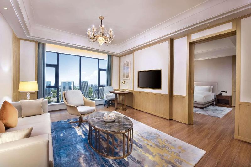 Ramada Plaza By Wyndham Dongguan Songshan Lake image