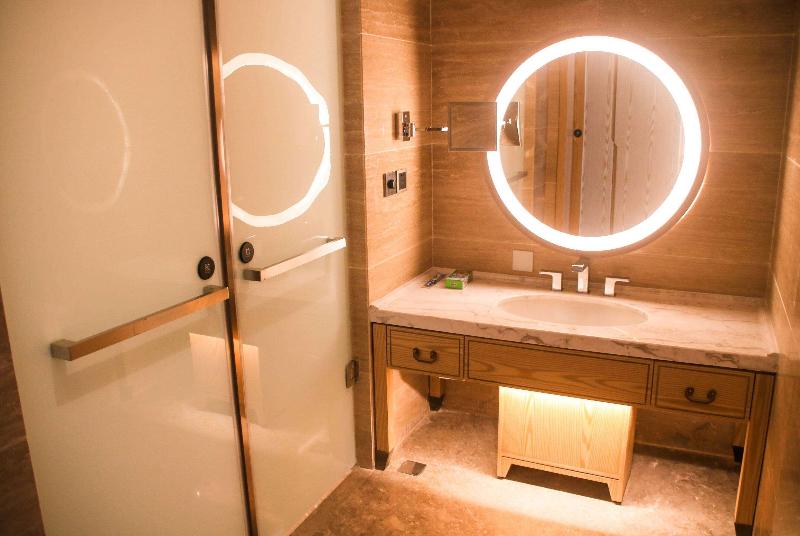 Wyndham Grand Plaza Royale Zhaotong image