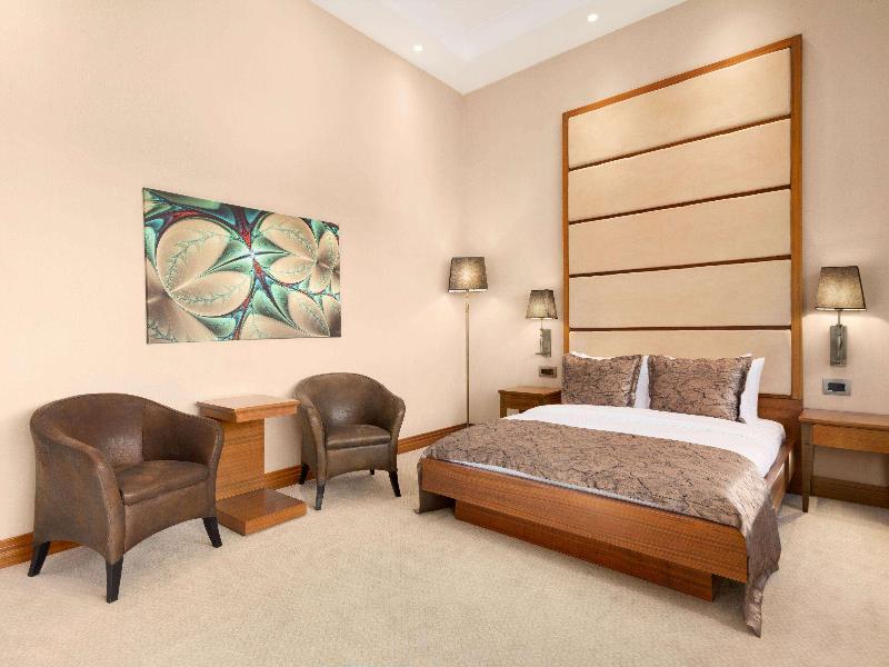 Days Hotel by Wyndham Istanbul Maltepe image