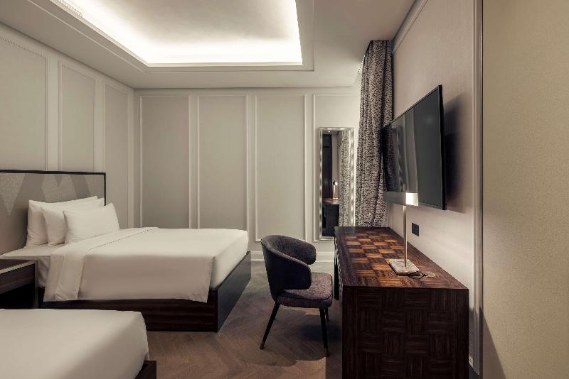 Mansard Riyadh a Radisson Collection Hotel image