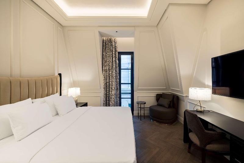 Mansard Riyadh a Radisson Collection Hotel image
