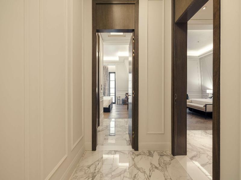 Mansard Riyadh a Radisson Collection Hotel image