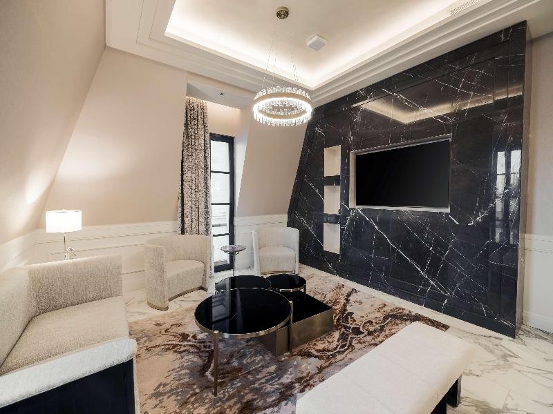 Mansard Riyadh a Radisson Collection Hotel image