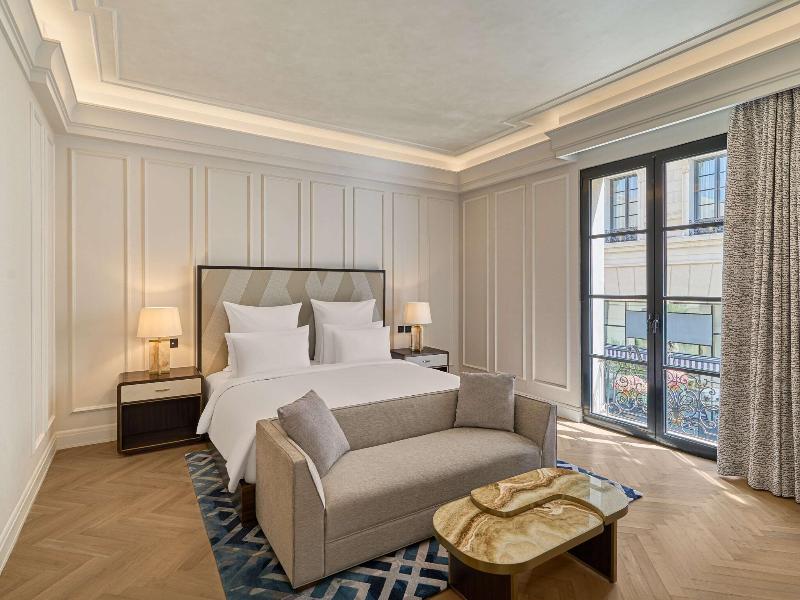 Mansard Riyadh a Radisson Collection Hotel image