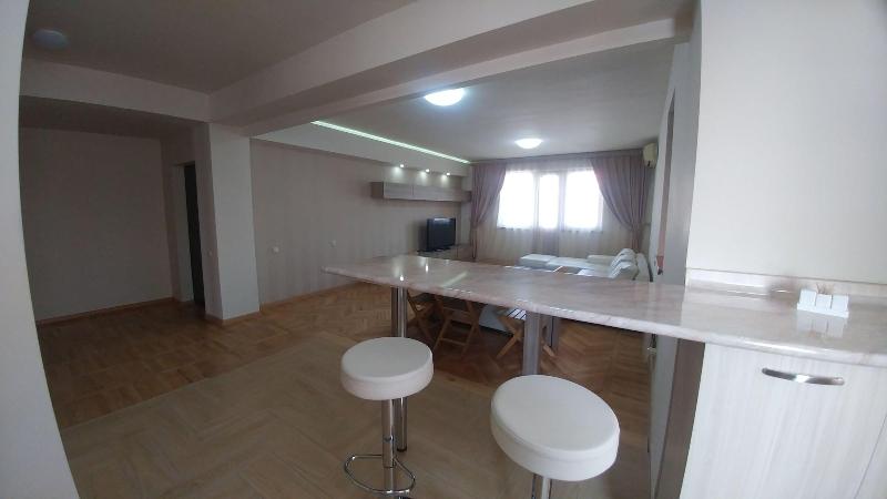 Cross Apartments and Tours image