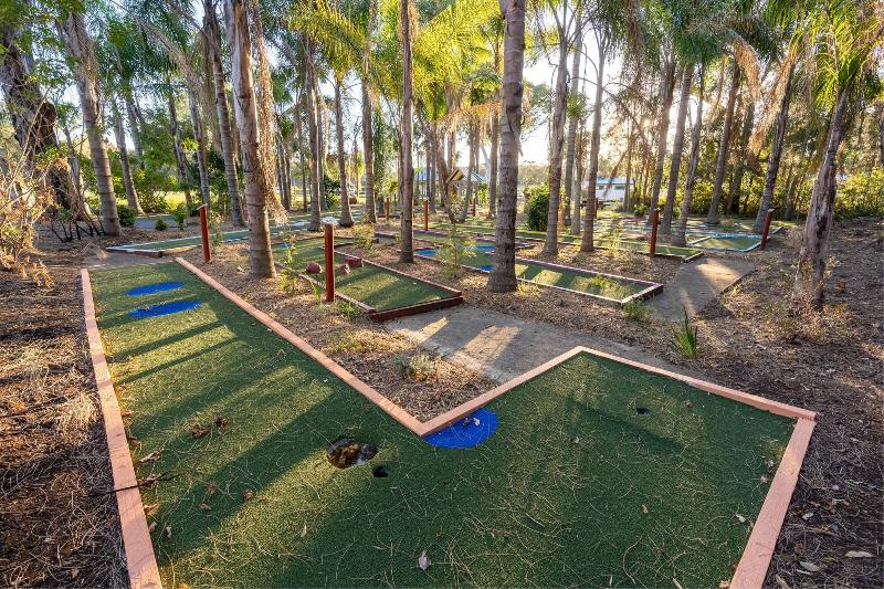 BIG4 Racecourse Beach Tourist Park image
